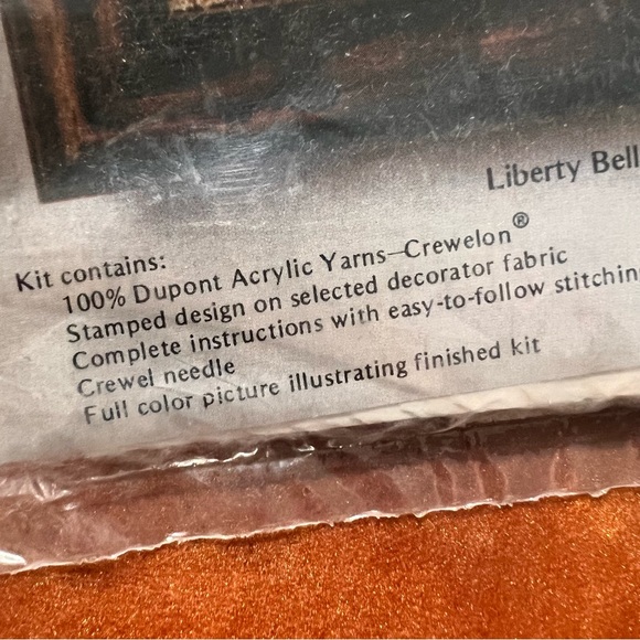 Vintage Sew Simple Crewel Liberty Bell Embroidery Kit New - Picture 3 of 4